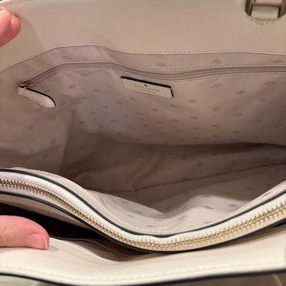 Kate Spade New York Staci Lily Blooms Floral Laptop Tote EUC MSRP $449 - Picture 7 of 10